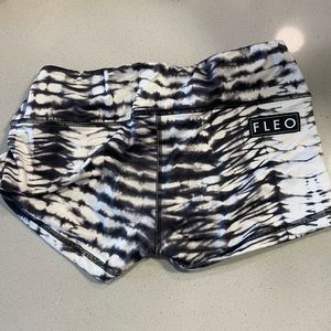 Fleo shorts